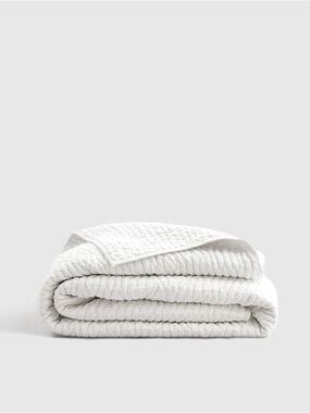 European Linen Cotton Stitch Quilt